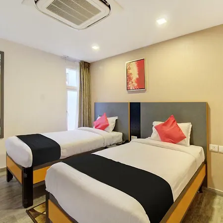 37Th Crescent Boutique Suites
